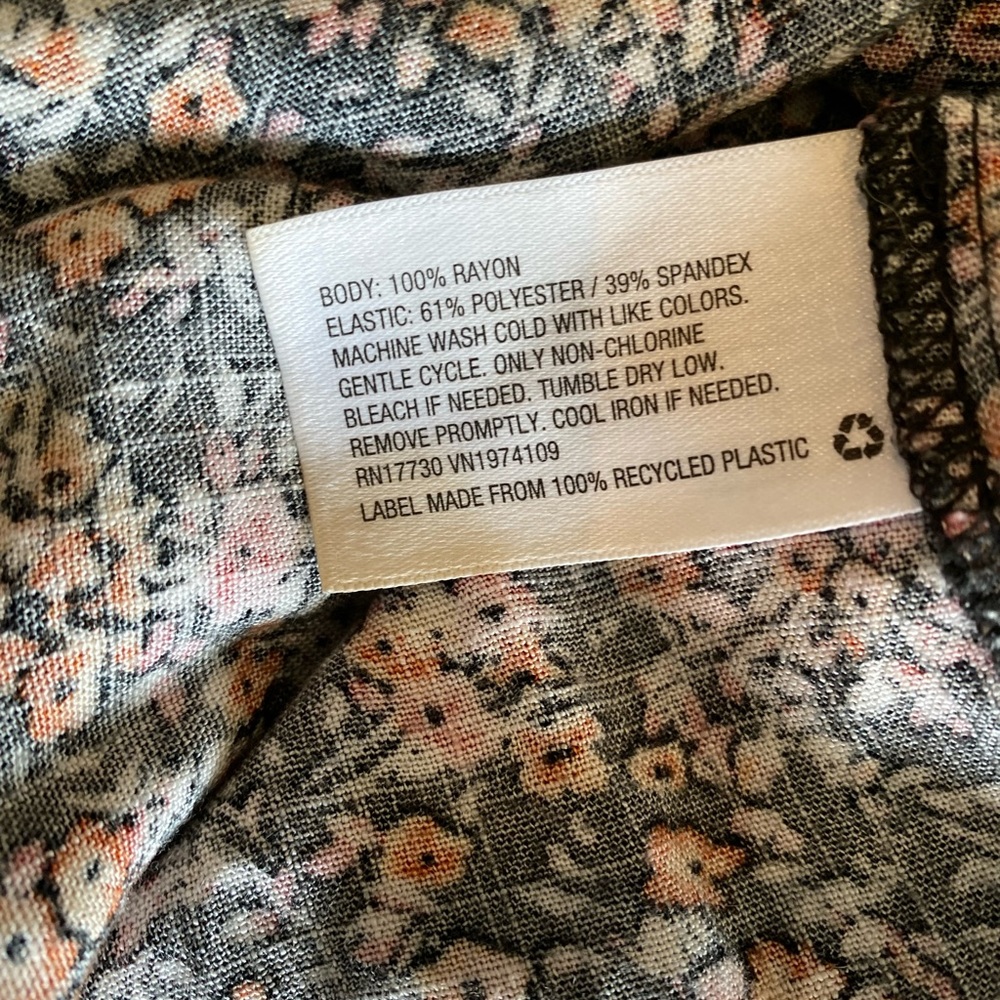 Floral mini dress - Picture 3 of 3